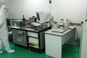 振蕩器微調(diào)機(jī).JPG